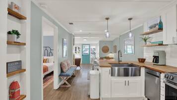 2 dormitorios, tabla de planchar con plancha, wifi y ropa de cama