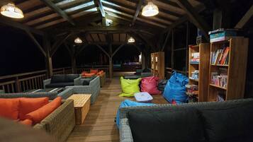 Enceinte de lâhĂ©bergement