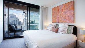 2 bedrooms, desk, iron/ironing board, free WiFi