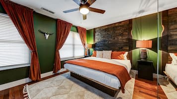 3 bedrooms, iron/ironing board, WiFi (free), bed sheets