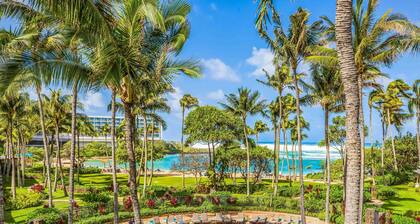 Holiday Sale! Turtle Bay Villas 311 by Gather: Beachfront w/ Shared Pool/Spa/AC