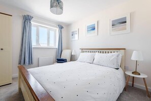 2 Schlafzimmer, Bügeleisen/Bügelbrett, Reisekinderbett, WLAN