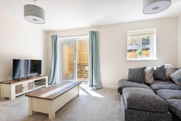 Unclassified image, 1 of 49, button