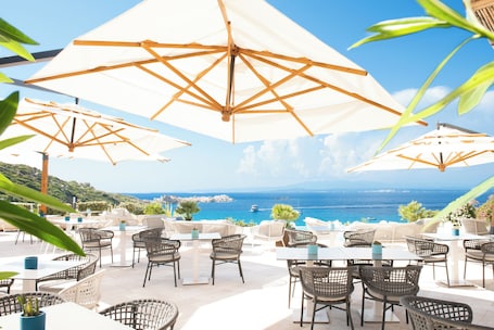 Terrazza panoramica. Hotel Moresco