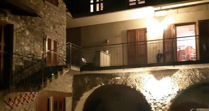 Ferienwohnungen in wunderschöner Villa mit priv. Garten, free Wi-Fi