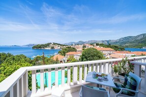Outdoor dining - Apartments and rooms Marija, (16469), Cavtat, hr (Cavtat)