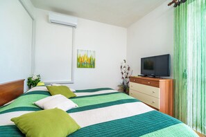 1 habitación, internet y ropa de cama 