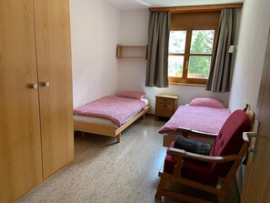 4 Schlafzimmer