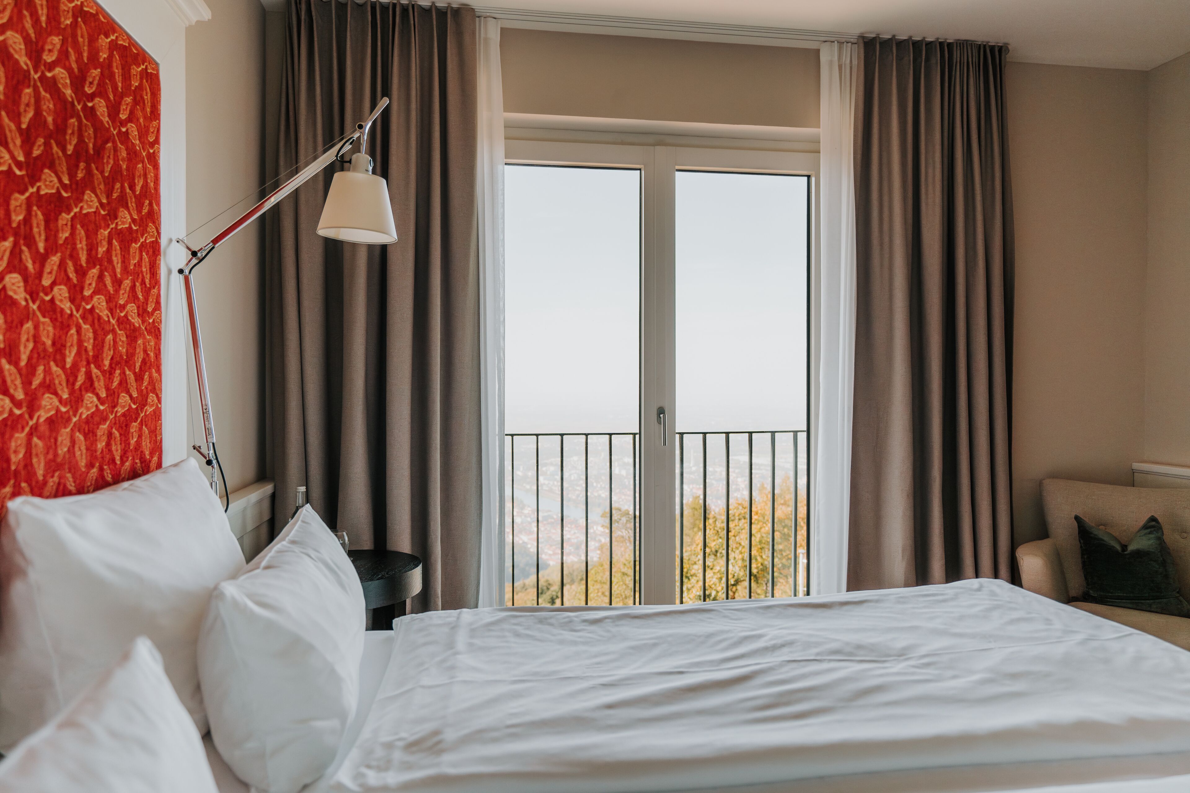 Premium bedding, minibar, in-room safe, desk