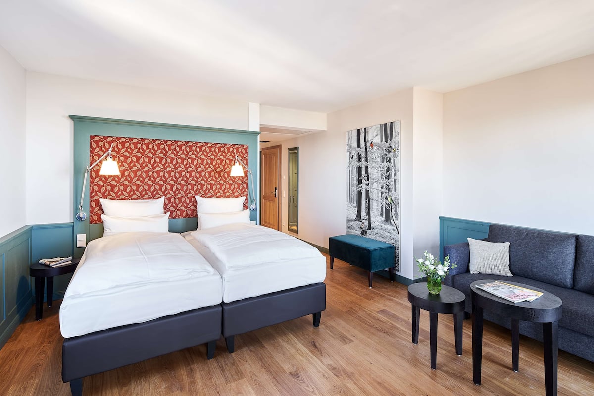 Premium bedding, minibar, in-room safe, desk