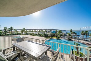 Outdoor dining - Recently Renovated Two Bedroom With Gorgeous Water Views! Complimentary Boat Slip! (Orange Beach)