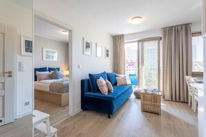 1 bedroom, iron/ironing board, WiFi