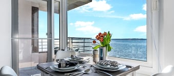 Fjord view - water view, at the marina, balcony, garden furniture, shower, TV