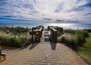 Property grounds - Adagio G-404 - NEWLY REMODELED POOLSIDE 3/3!!!! (Santa Rosa Beach)