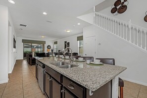Fridge, microwave, oven, stovetop - Elegant Villa W/private Pool/spa & Game Room! (Kissimmee)