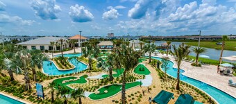 Updated Condo, 5 mi to Disney, On-site Water Park!