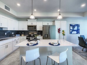 Apartment (2 Bedrooms) | Property amenity - Updated Condo, 5 mi to Disney, On-site Water Park! (Kissimmee)