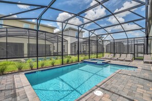 House (Multiple Bedrooms) | Property amenity