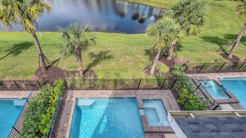 Cottage (5 Bedrooms) | Kemudahan hartanah