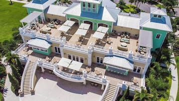 House (6 Bedrooms) | Property amenity