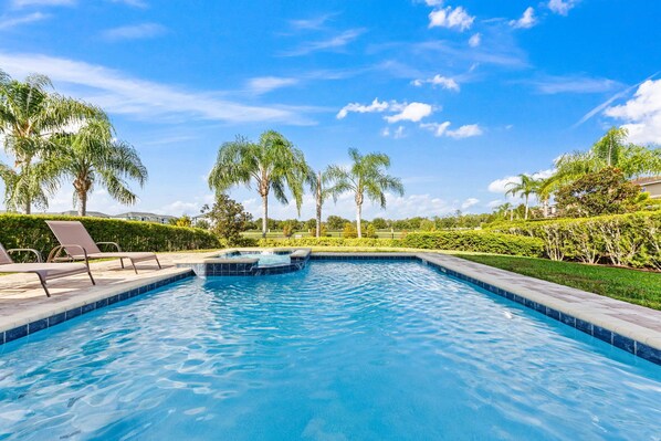 House (6 Bedrooms) | Property amenity