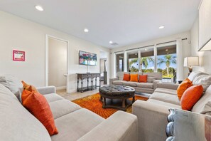 House (6 Bedrooms) | Property amenity