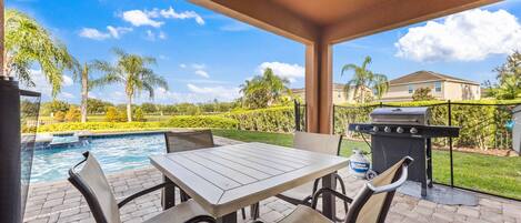 House (6 Bedrooms) | Front of property