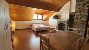 1 Schlafzimmer, Schreibtisch, Internetzugang
