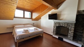 1 Schlafzimmer, Schreibtisch, Internetzugang