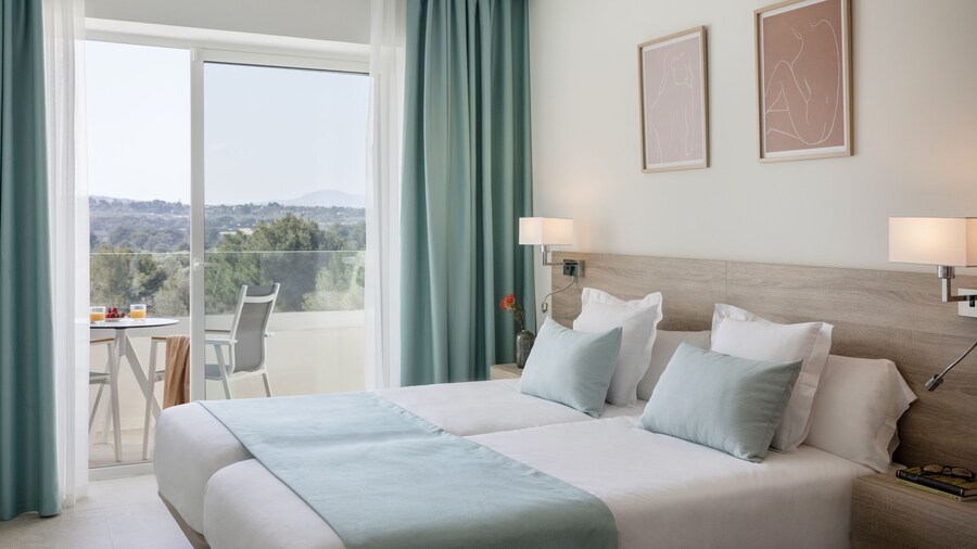 Aparthotel Marina Drach