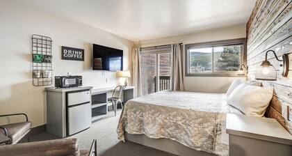 Convenient Location | Elk Horn Lodge 202