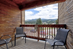 Terrace/patio - In-Town | 2 Bedroom Suite | Elk Horn Lodge 300 (Angel Fire)