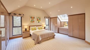 3 多间卧室、熨斗/熨衣板、WiFi、床单