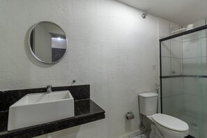 Towels, toilet paper - Viareggio Hotel (Niteroi)