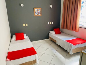 Minibar, free WiFi, bed sheets