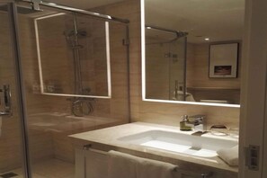 Bathroom - Atour Hotel Qinhuangdao Xiangxihai (Qinhuangdao)