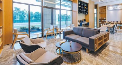 Atour Hotel Qinhuangdao Xiangxihai