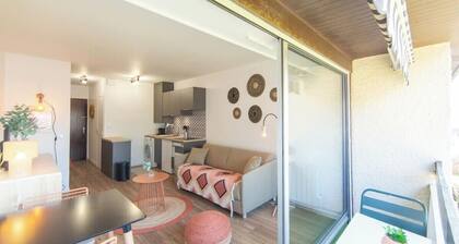 Studio Du Port 30 vue bassin et port ostréicole