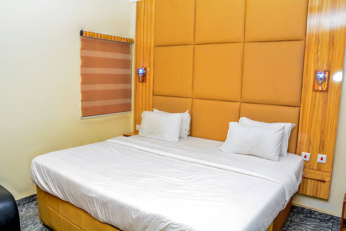 Suite Eksekutif | Seprai premium, Wi-Fi gratis, dan seprai linen