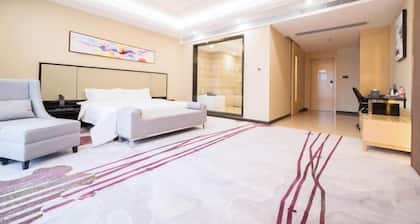 Yufeng International Hotel
