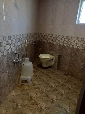 Dusche, kostenlose Toilettenartikel