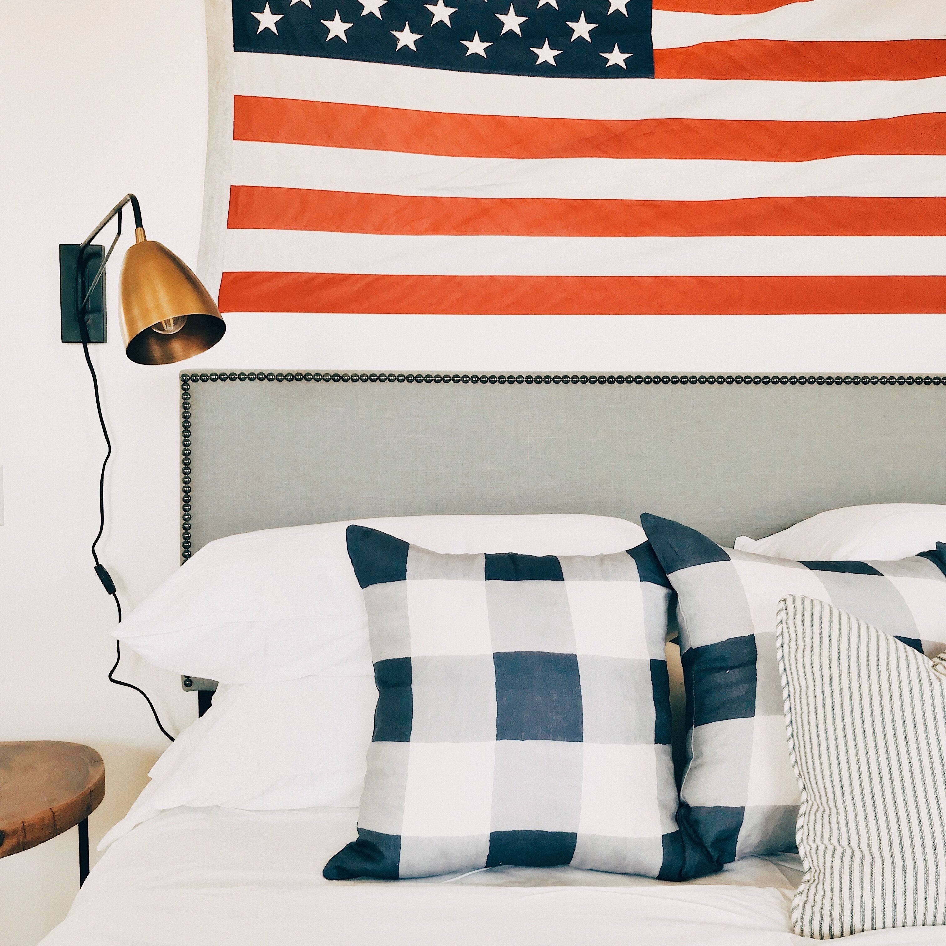 Silitysrauta/-lauta, Wi-Fi, vuodevaatteet