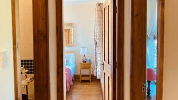 3 bedrooms, iron/ironing board, travel cot, free WiFi