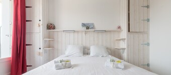 L'Amiral -500m Plage des Carrés- Parking