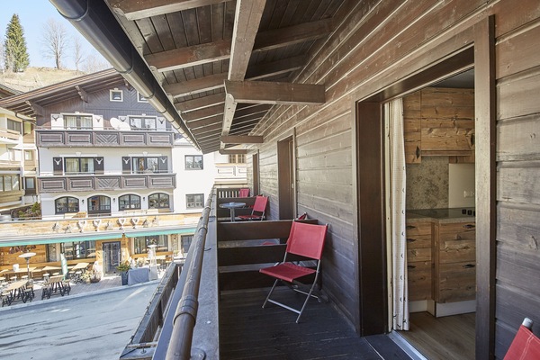 Apartment (Top 3) | Balcony