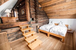 5 chambres, fer et planche à repasser, accès au Wi-Fi (inclus)