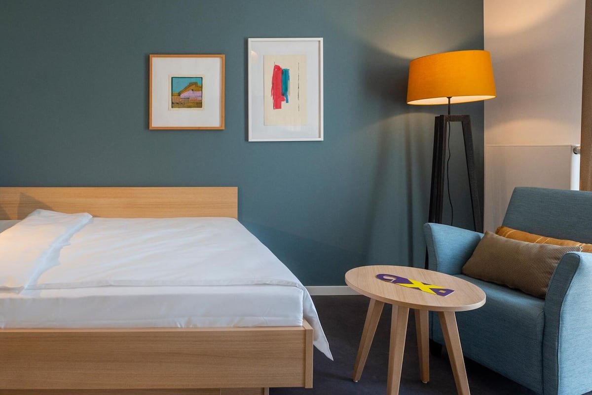 Single Room | 1 bedroom, in-room safe, free WiFi, bed sheets