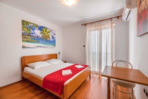 2 bedrooms, free WiFi, bed sheets
