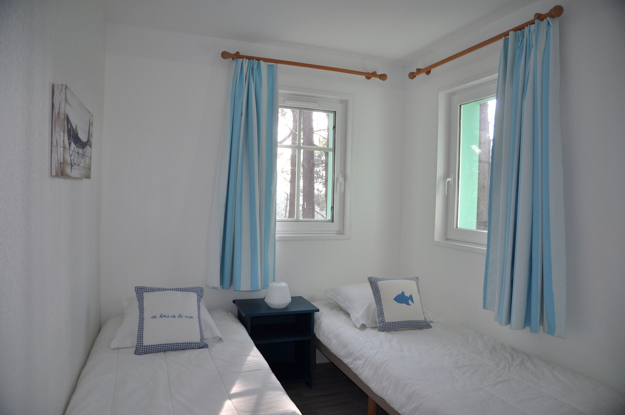 3 間睡房、熨斗/熨衫板