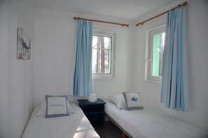 3 Schlafzimmer, Bügeleisen/Bügelbrett